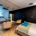 Toute Equipee Jacuzzi Prive Апартаменты Ним