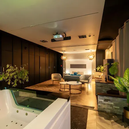 דירה Toute Equipee Jacuzzi Prive נים