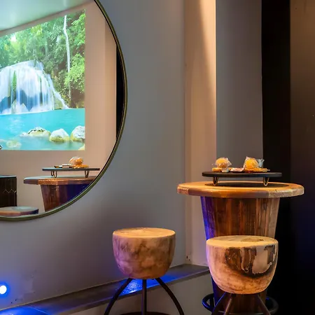 Toute Equipee Jacuzzi Prive Apartman Nîmes